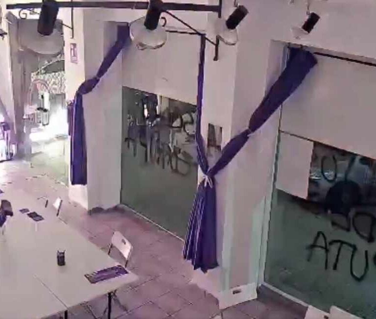 Atacan con material explosivo la sede de Podemos en Cartagena: "Es un atentado terrorista"