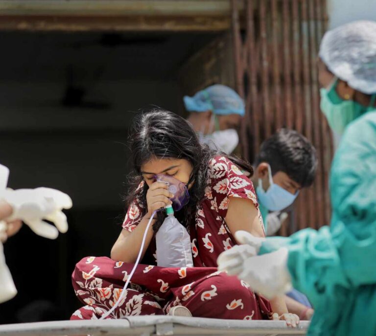 Así es el hongo negro, la nueva infección detectada en la India en pacientes recuperados del Covid