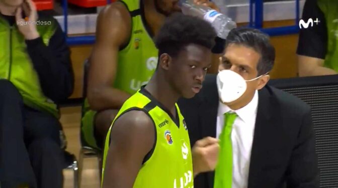 Así es Bassala Bagayoko, el niño del Fuenlabrada que debutó con 14 años y un mate al Real Madrid