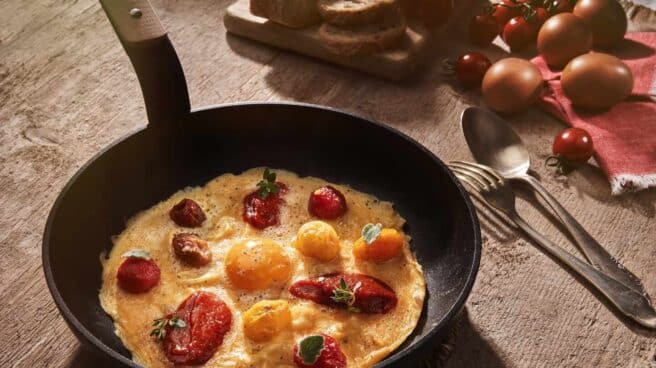Receta online del curso gratuito de cocina Orlando: tortilla semicuajada con tomates cherry semiasados