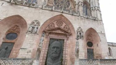 La Catedral de Burgos no será  Patrimonio de la Humanidad si cambia sus puertas por las de Antonio López