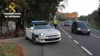 Una conductora cuadruplica la tasa de alcohol y pide ayuda a la Guardia Civil para regresar a su trabajo