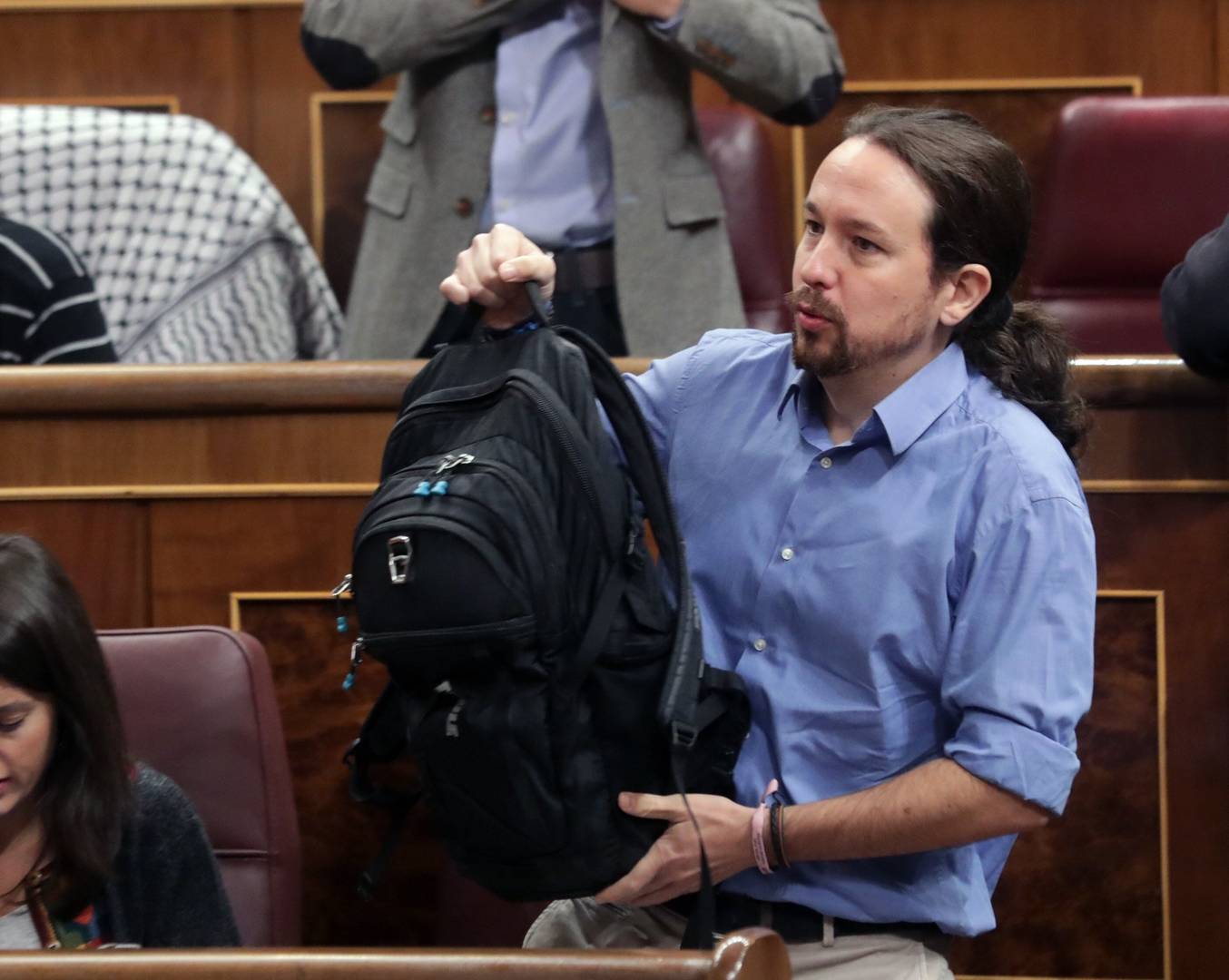 Iglesias en el Congreso con su mochila