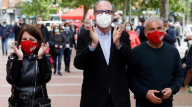 El PSOE lleva a Jorge Javier Vázquez a Vallecas para reanimar la campaña de Gabilondo