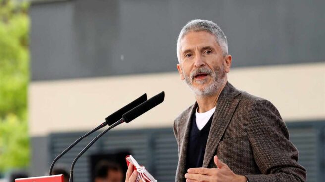 El ministro del Interior, Fernando Grande-Marlaska, recula sobre la polémica de "organización criminal" El ministro del Interior, Fernando Grande-Marlaska, en un mitin del PSOE.