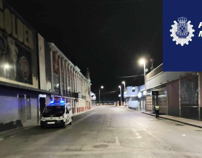 Desalojan una fiesta en un bar de Murcia con casi 120 personas sin mascarilla