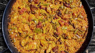 La receta de la paella valenciana está en el BOE