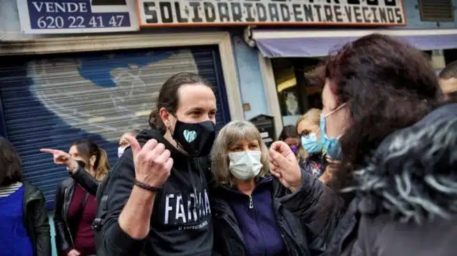 El "atentado" a una sede de Podemos enciende el debate sobre la violencia: "Nosotros no somos ellos"