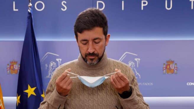 Podemos pide expulsar de La Liga a Real Madrid, Barcelona y Atlético por la Superliga. El diputado de Podemos, Antón Gómez Reino.