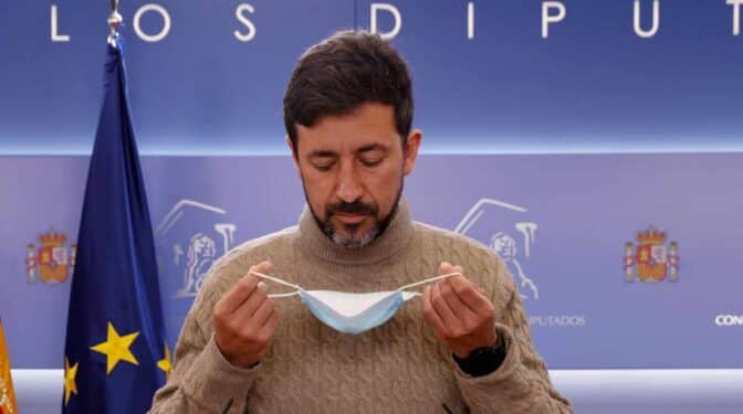 Podemos pide expulsar de La Liga y dejar sin televisión al Real Madrid, Barcelona y Atlético