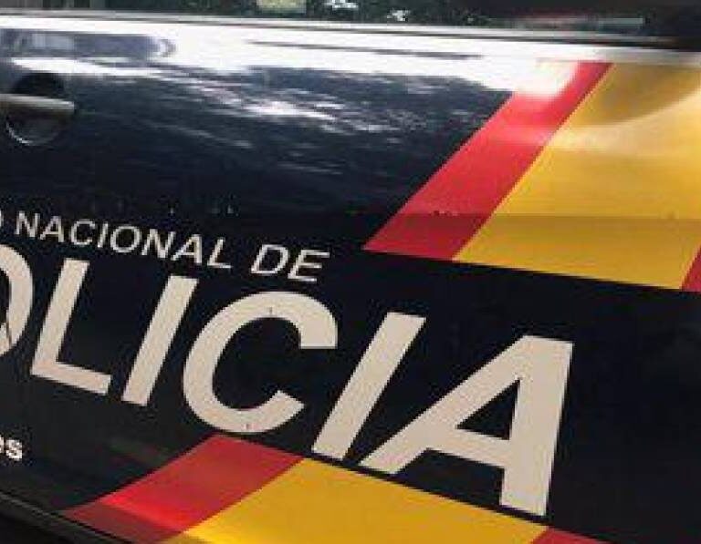 Detenido tras agredir a los sanitarios que lo atendían al grito de "os voy a matar"