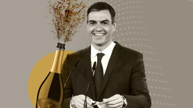 sanchez-champagne Imagen de Pedro sánchez al lado de una botella de Champagne