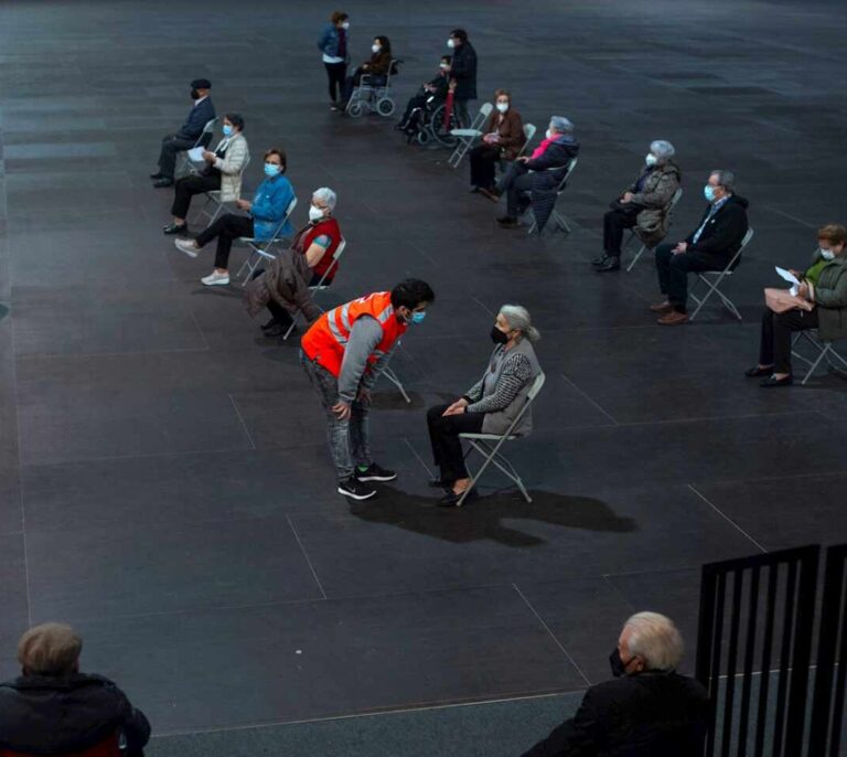 Las vacunas del Covid en España ya evitan 244.950 posibles muertes