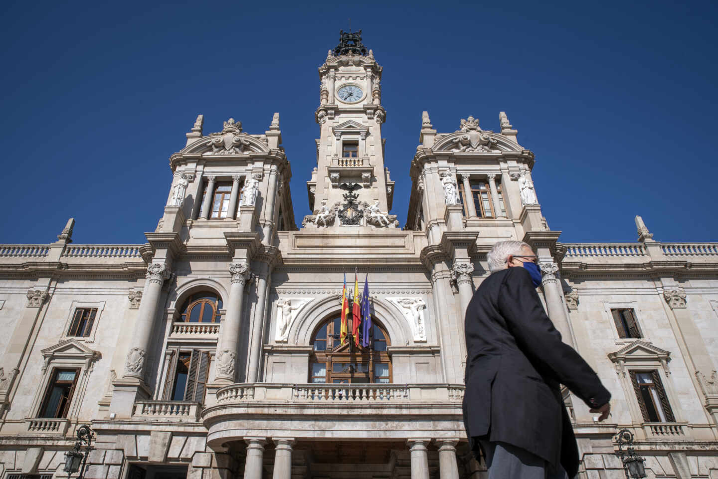 El Ayuntamiento de Valencia.