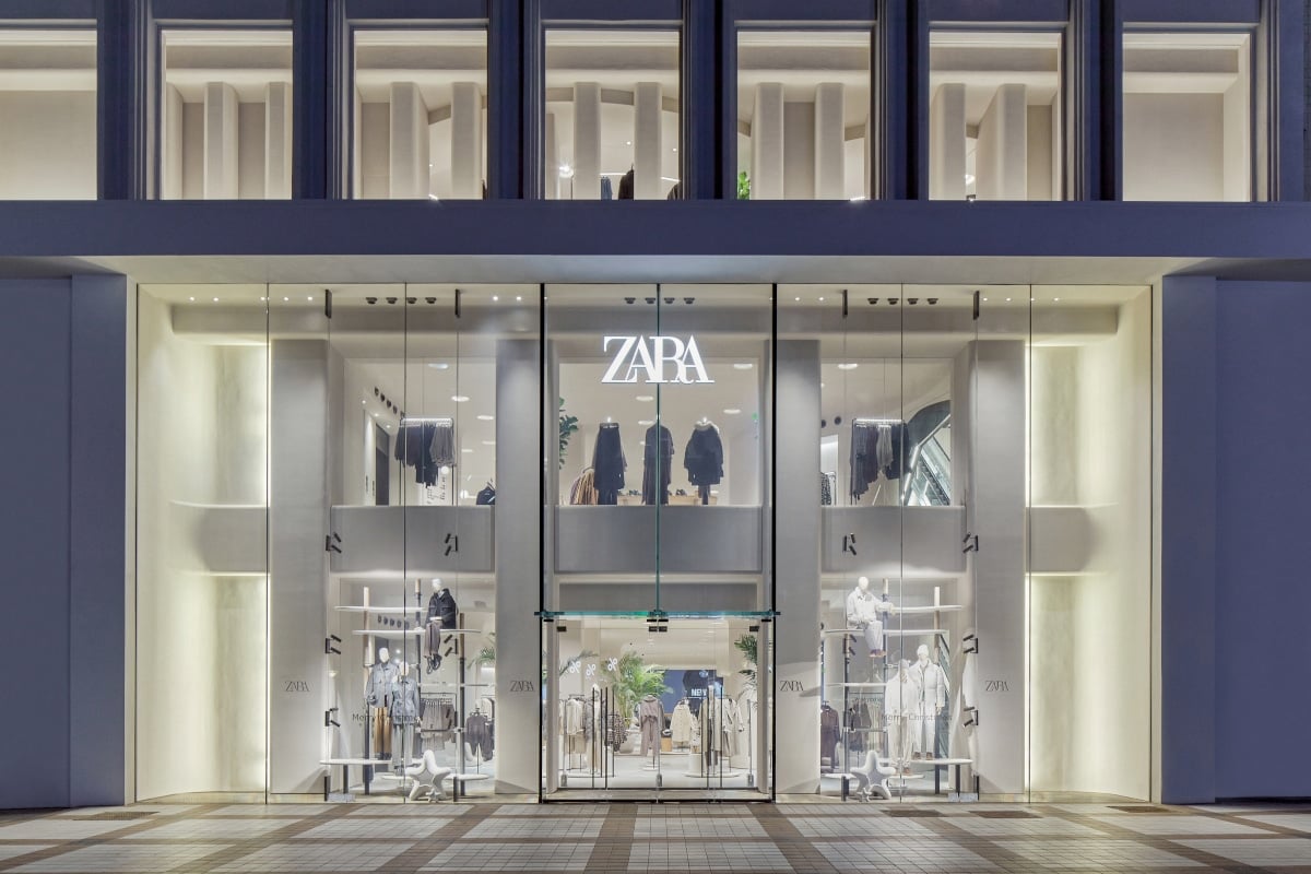 Zara se mantiene como una de las marcas globales más valiosas del sector textil, según la consultora Brand Finance