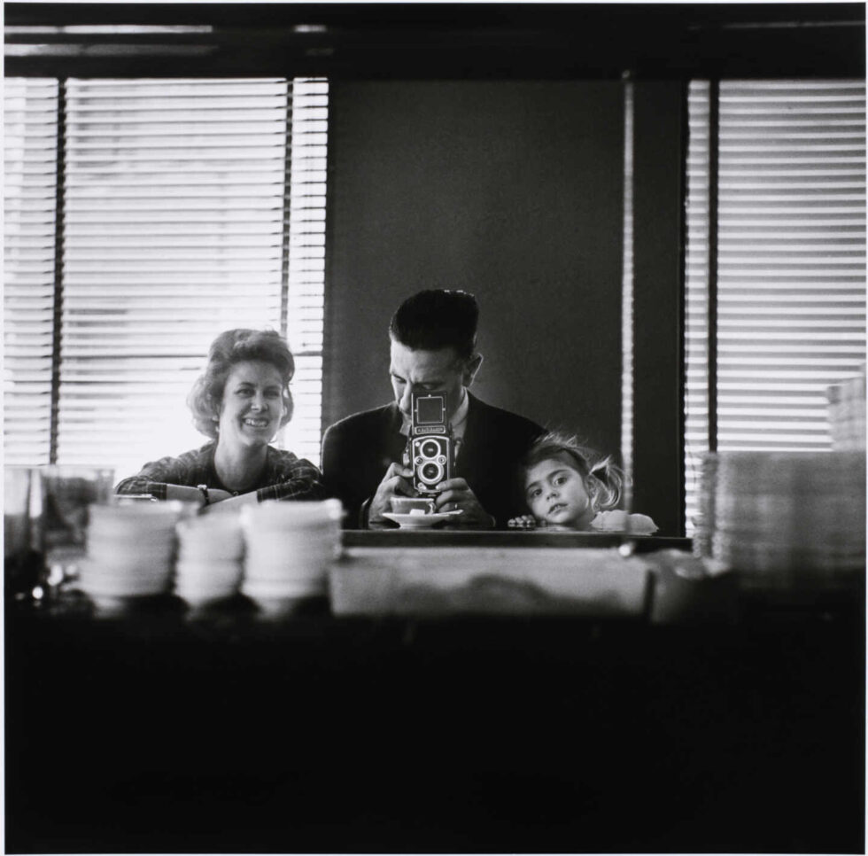 Gerardo Vielba. Autorretrato en familia. Madrid, 1962