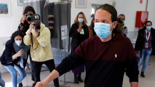 Los mariachis en la sede de Podemos: ForoCoches envía un 'Canta y no llores' a Iglesias