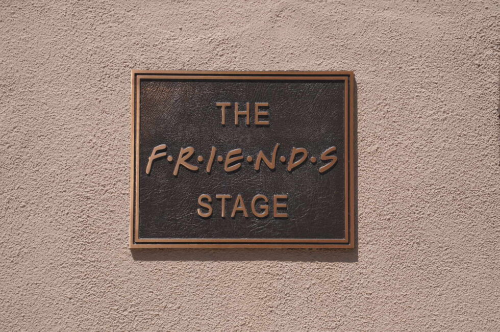 Cartel de Friends Stage