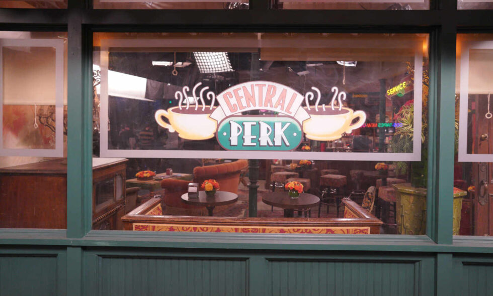 Fachada de la famosa cafetería Central Perk de Friends