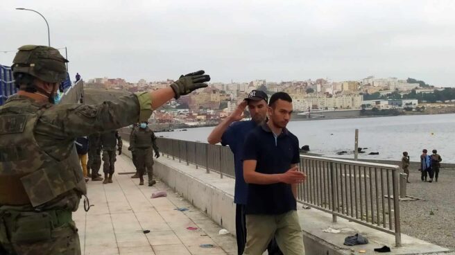 Miembros del Ejército en Ceuta.