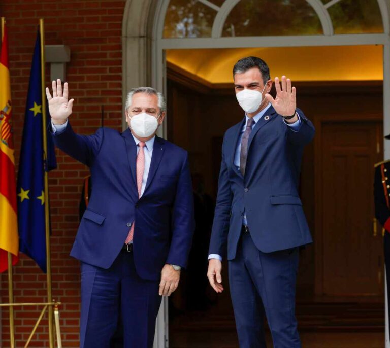 Sánchez contradice al ministro de Justicia: "El estado de alarma es el pasado"