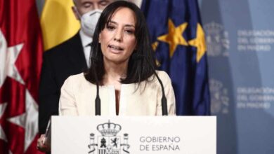 La delegada del Gobierno pide a Ayuso toque de queda en Madrid