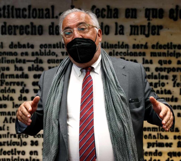 El director de la DGT apoya que se pague al usar las autovías