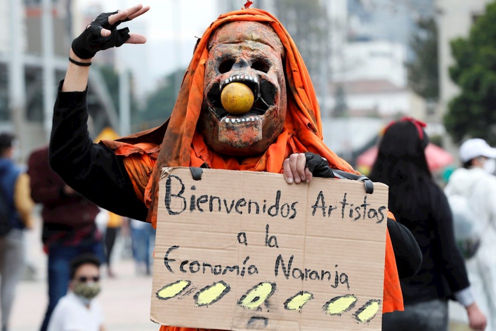 Sin foso ni escenario: la música toma la batuta de las protestas colombianas