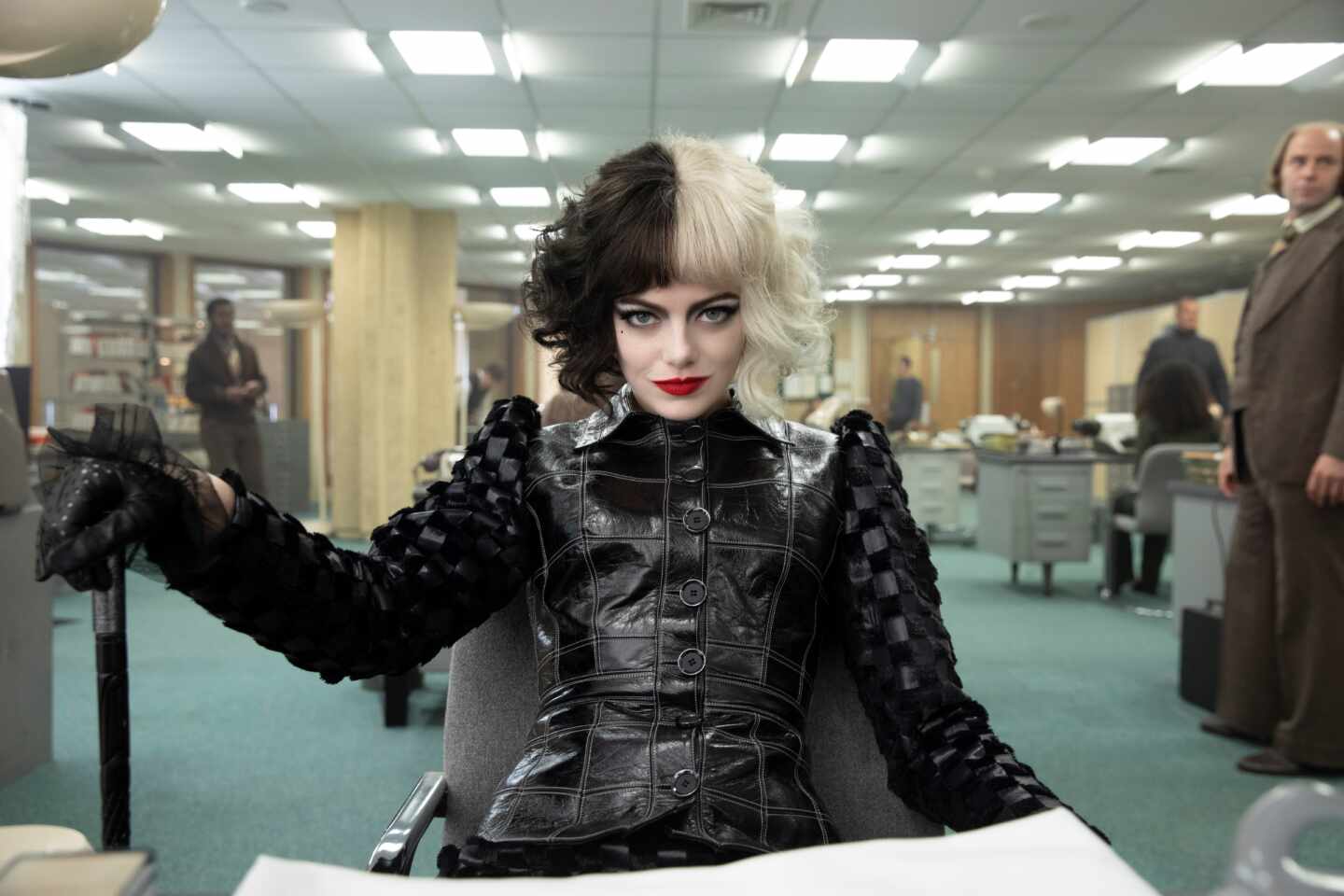 Emma Stone como 'Cruella' lidera la cartelera de la semana