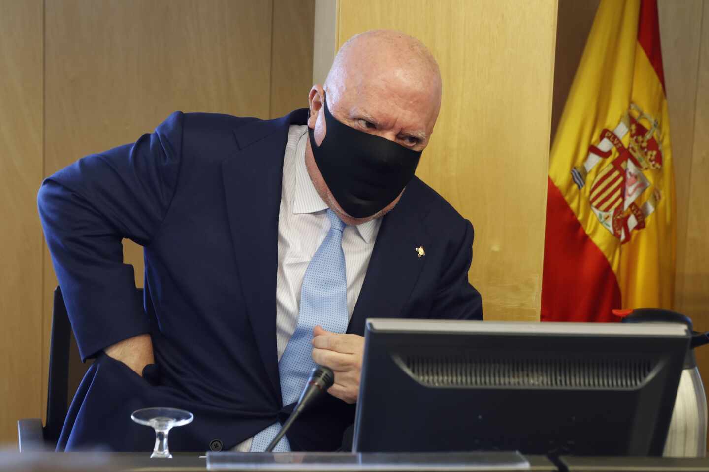 Anticorrupción pide imputar a CaixaBank, Repsol y una división de Iberdrola por el 'caso Villarejo'