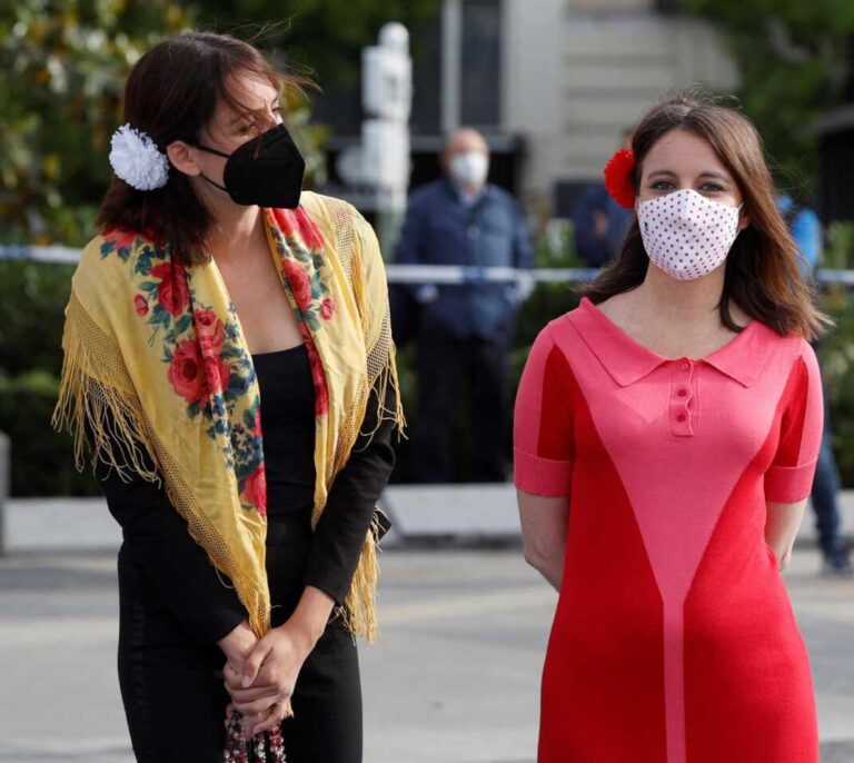 De los pendientes de Ayuso al mantón chulapo de Rita Maestre: la política se viste de San Isidro