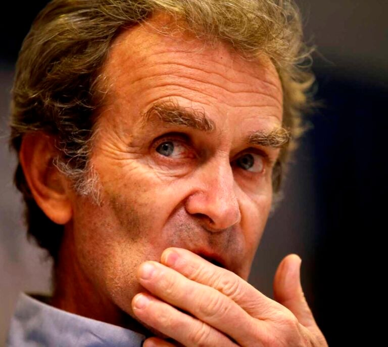 Simón: "A finales de junio o julio la mascarilla podría no ser necesaria al aire libre"