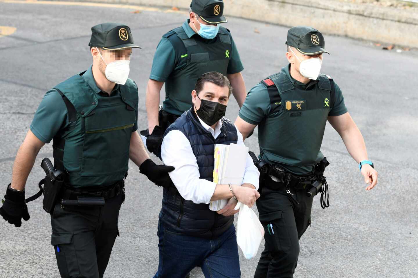 El acusado César Román, conocido como el Rey del Cachopo, a su llegada a la Audiencia Provincial de Madrid