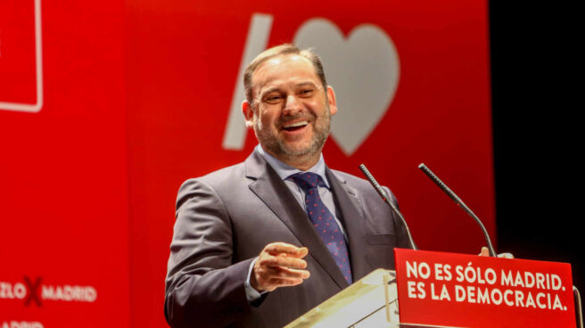 José Luis Ábalos, en un mitin del PSOE en Navalcarnero.