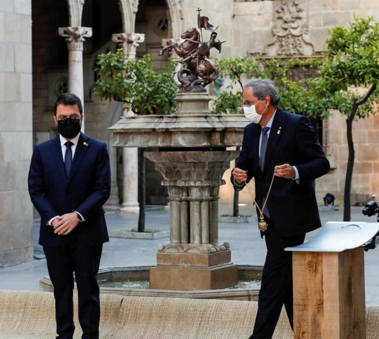Aragonés promete "un progreso que desembocará en la república catalana"
