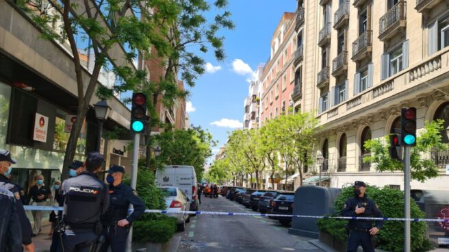 Heridos un joyero y un policía en un atraco con rehenes en Madrid