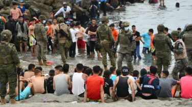 El Ejército se despliega en la frontera entre Melilla y Marruecos para hacer frente a la presión migratoria