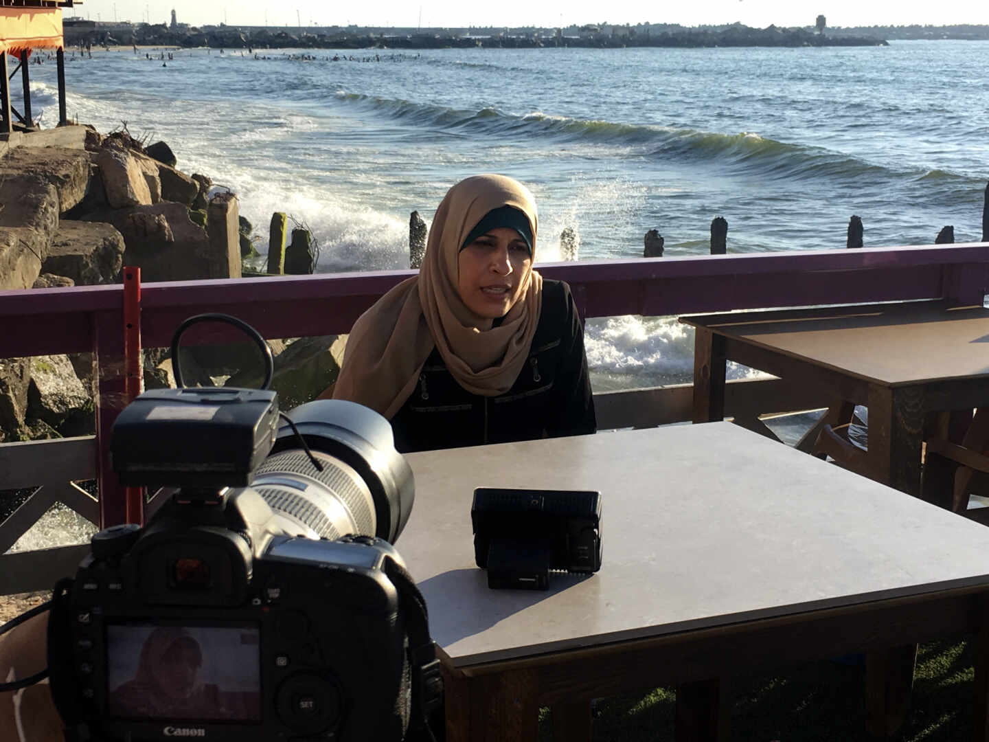 Una de las mujeres con cáncer del documental 'Condenadas en Gaza', de Ana Alba y Beatriz Lecumberri