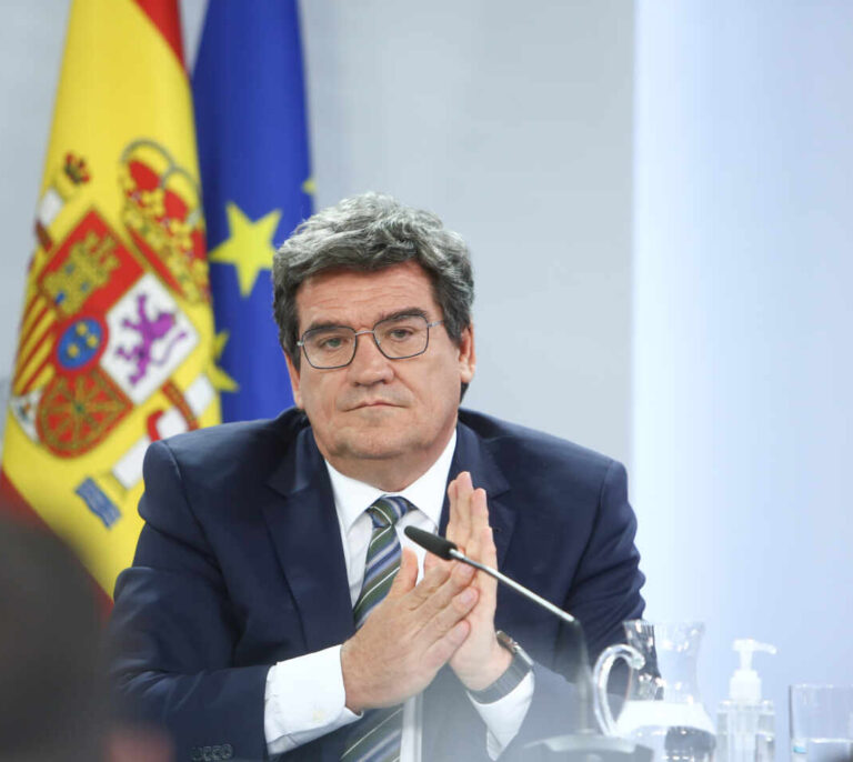 Cuánto suben las pensiones mínimas y el ingreso mínimo vital en 2022