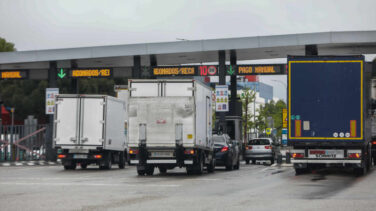 La patronal de camioneros advierte al Gobierno con "medidas excepcionales" ante el "grave peligro" para el sector
