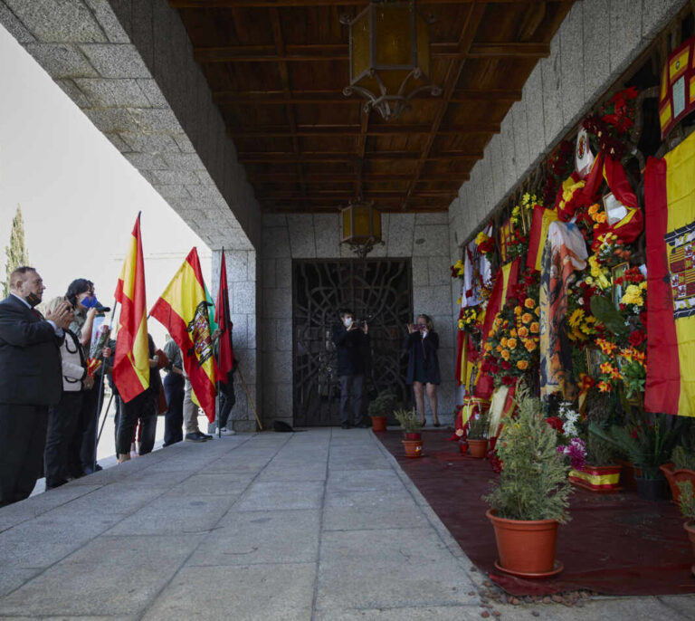El Estado ha gastado cerca de 125.000 euros en la tumba de Franco en el cementerio de Mingorrubio