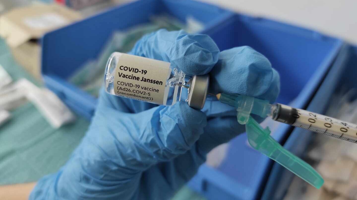 Los Menores De 60 Anos Recibiran La Vacuna Monodosis De Janssen
