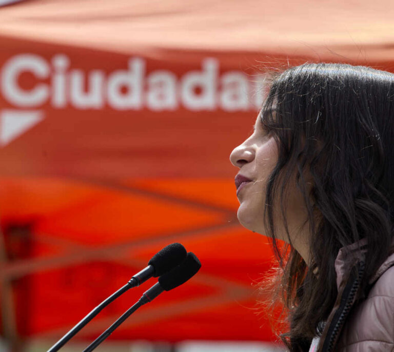 Ciudadanos y PSOE inician conversaciones ante el bloqueo de los nacionalistas a la reforma laboral