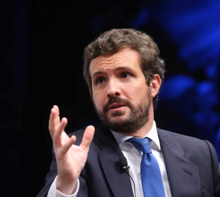 Casado renueva su equipo con Diego Sanjuanbenito como director de gabinete