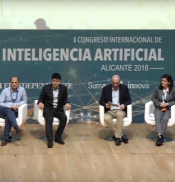 Mesa redonda de ponentes en el en el 1 Congreso Internacional de Inteligencia Artificial 2018 Alicante