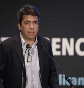 El presidente de la Diputación de Alicante, Carlos Mazón en el III Congreso Internacional de Inteligencia Artificial 2020 celebrado en Alicante