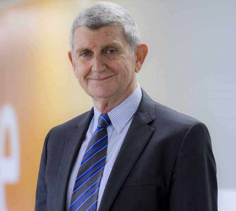 Comienza la 'era Tornero': RTVE recorta en direcciones, crea puestos y releva a veteranos