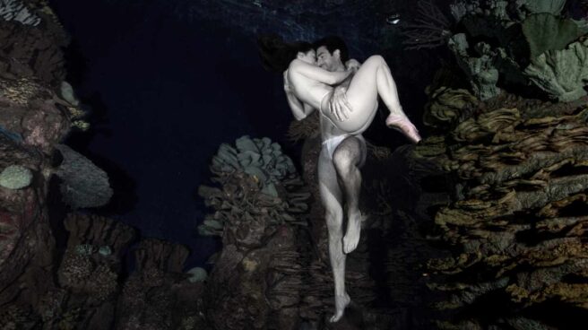 ‘Somos agua’, el mensaje de la fotógrafa Isabel Muñoz y Ai Futaki, la mujer pez