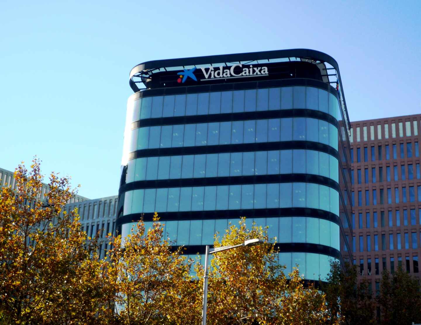 VidaCaixa gana 180 millones de euros hasta marzo, un 16% más que hace un año