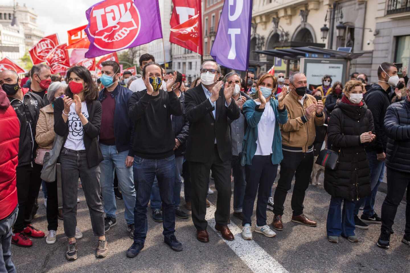 La foto del 1-M: Gabilondo, Iglesias y Mónica García escenifican el 'todos contra Ayuso'